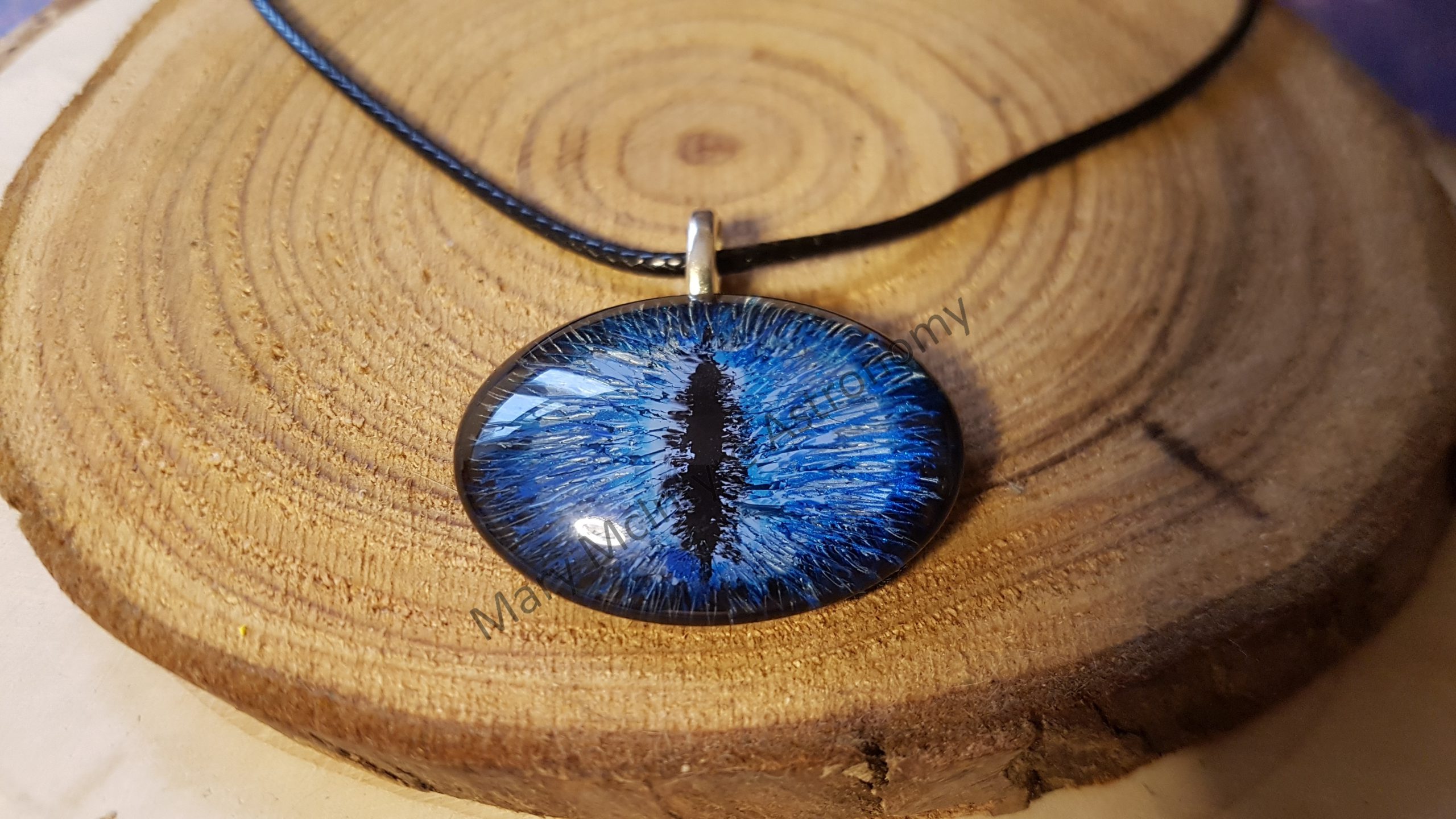 Hand Painted 3cm Dragon Eye Pendant – Blue – Mary McIntyre Astronomy